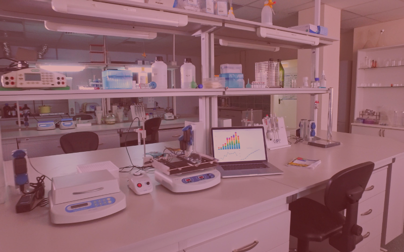 riesgo-no-actualizar-sistemas-laboratorios